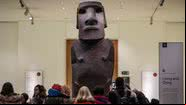 Estátua moai no Museu Britânico, em Londres - Getty Images
