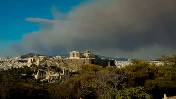 Fotografia do céu em Atenas nesta domingo, 11 - Getty Images