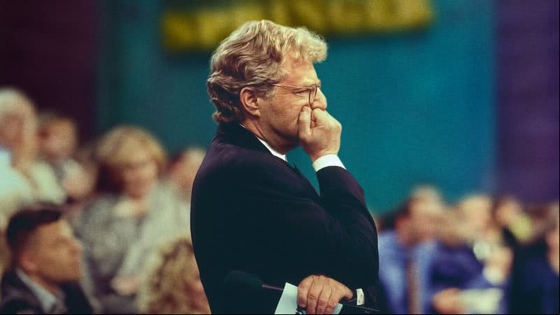 Imagem de divulgação da minissérie 'Jerry Springer: Brigas, Câmera, Ação', da Netflix - Divulgação/Netflix
