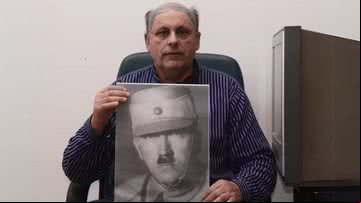 Romano Lukas Hitler com foto do líder nazista - Reprodução