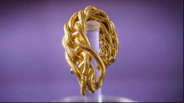 Bracelete viking de ouro com 1.000 anos encontrado na Ilha de Man - Divulgação/Patrimônio Nacional de Manx