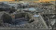 Imagem de Karahantepe, sítio arqueológico localizado na Turquia - Divulgação/Youtube/Ancient Architects