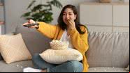 Filmes são fonte de aprendizado e motivação para profissionais de vendas (Imagem: Prostock-studio | Shutterstock)