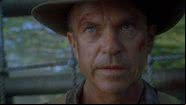 Cena de 'Jurassic Park' (1993) com o personagem Alan Grant, interpretado por Sam Neill - Reprodução/Universal Studios