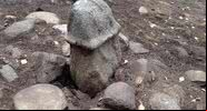 Pedra encontrada pelos arqueólogos - Reprodução